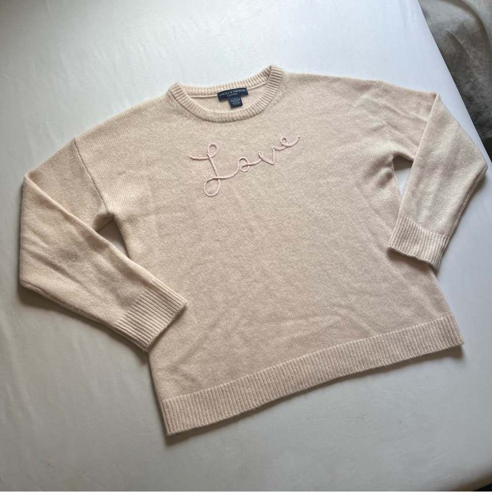 CHELSEA AND THEODORE light pink peach cashmere knit‎ embroidered sweater